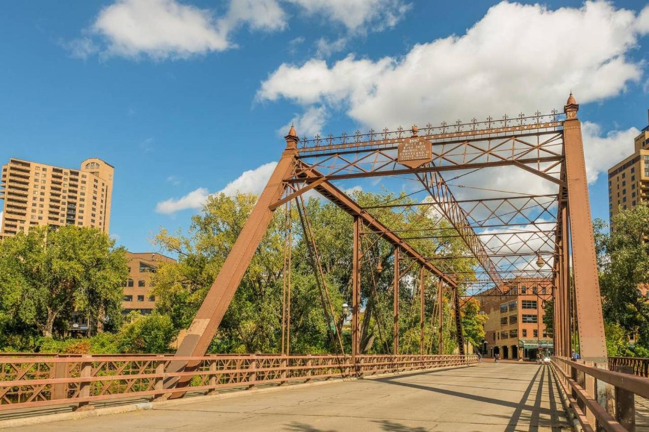 Frontdesk 20 6Th St Apts Ne Minneapolis Riverfront District 外观 照片